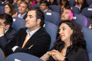 Directora reconocida por Premio LED